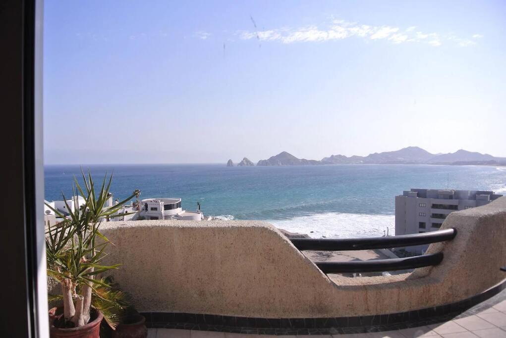 Oceanfront Penthouse, 2 Masters, 2 Baths, Kitchen! Appartement Cabo San Lucas Buitenkant foto